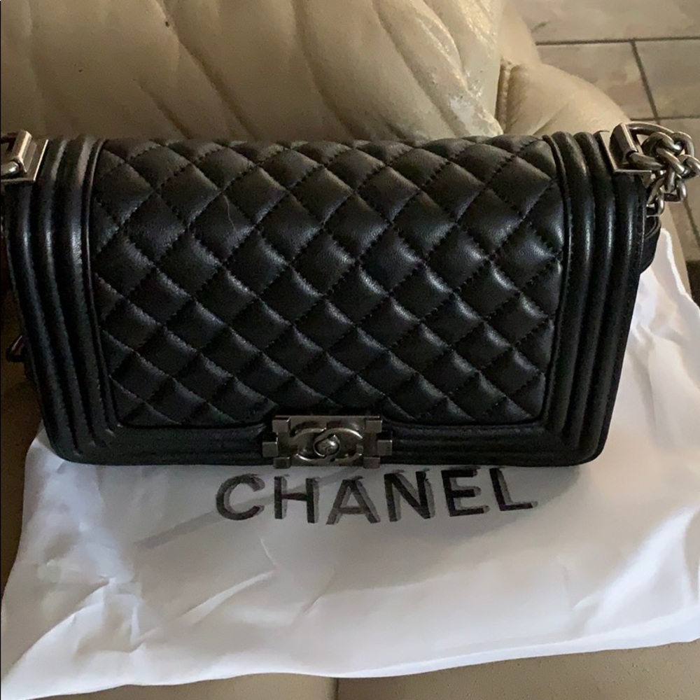 Chanel Small authentic 🌹🌹🌹